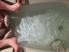 Virgin ass bath anal play - solo str8 guy still learning with butt plug Thumb