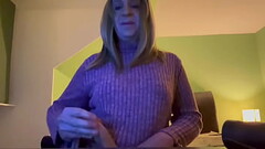 Alikat2 shines her dick Thumb